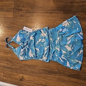 XS walk on the beach tankini w/ skirt teal blue floral print. NWT liner attached